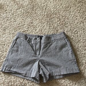 Ann Taylor Shorts Size 10